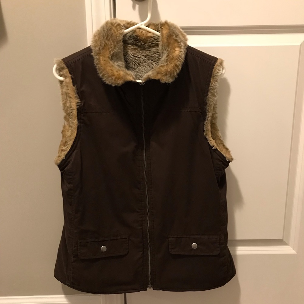 Barely Worn GAP Reversible Faux Fur Jacket - M